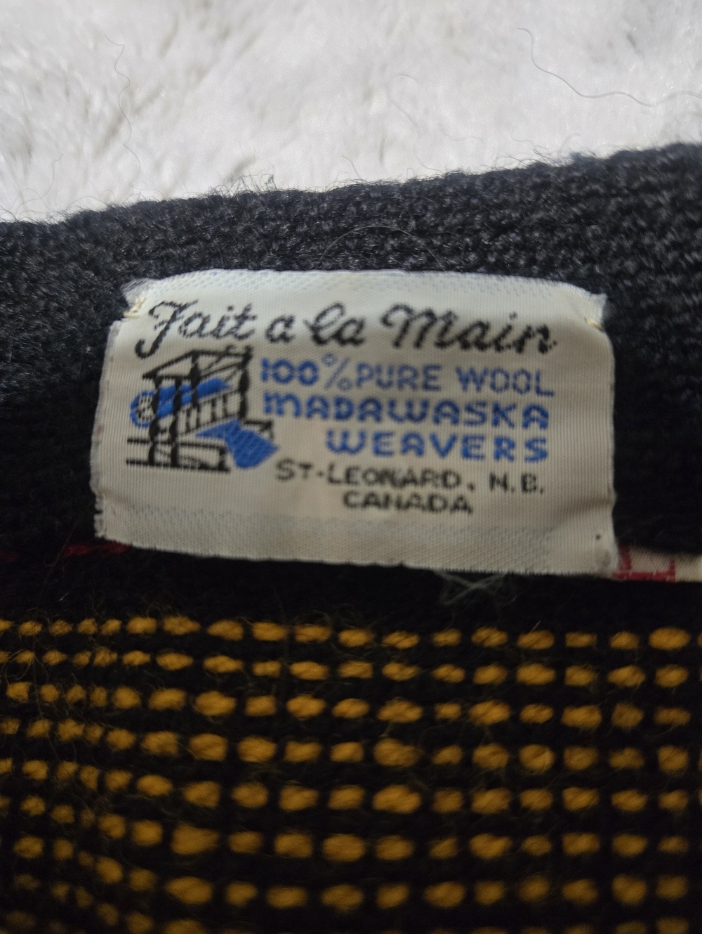 Vintage Handmade Wool Hippie Sweater - Picture 5 of 6